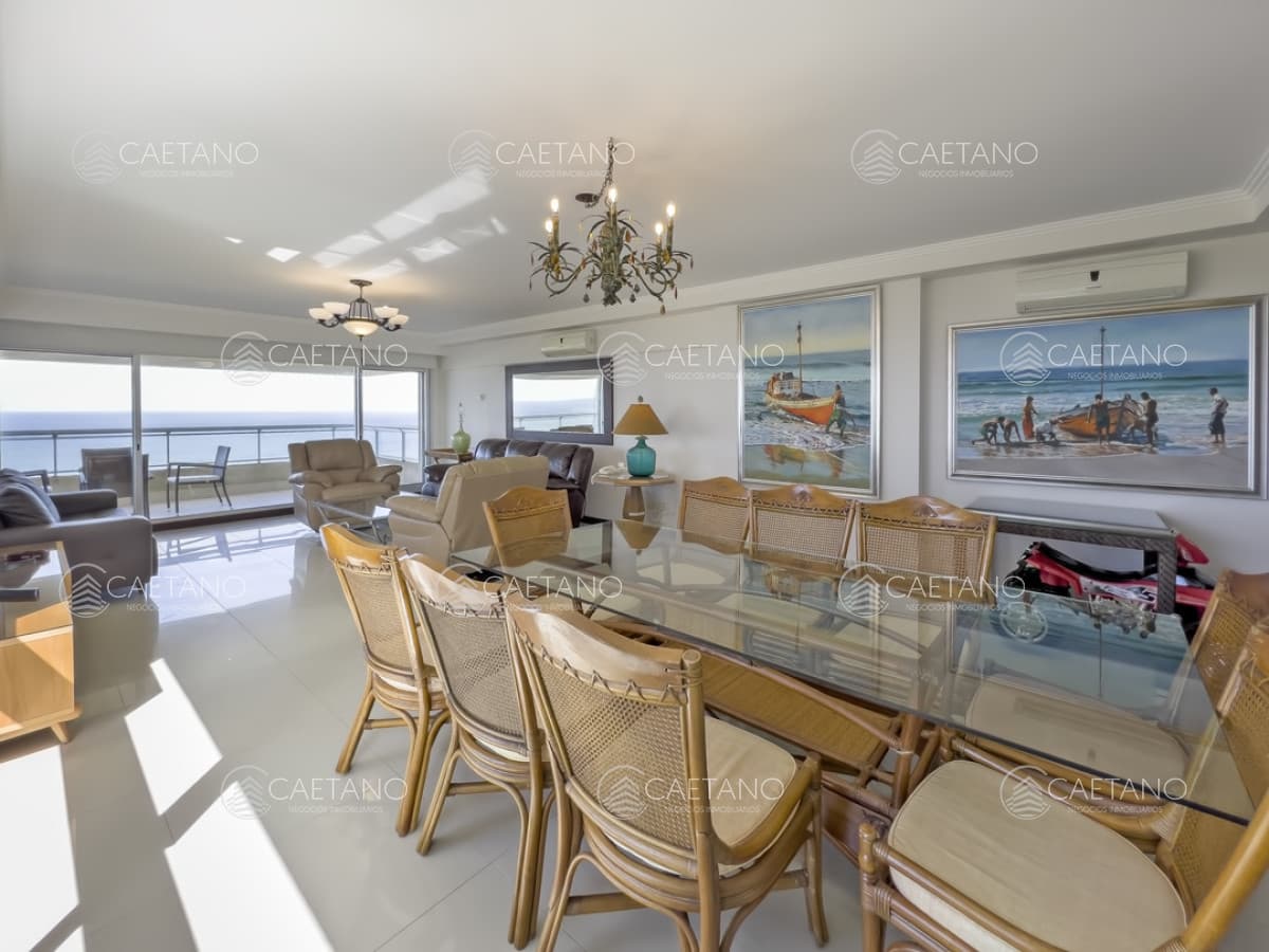 Apartamento en venta y alquiler en Brava Punta del Este, 3 dormitorios, 4 baños