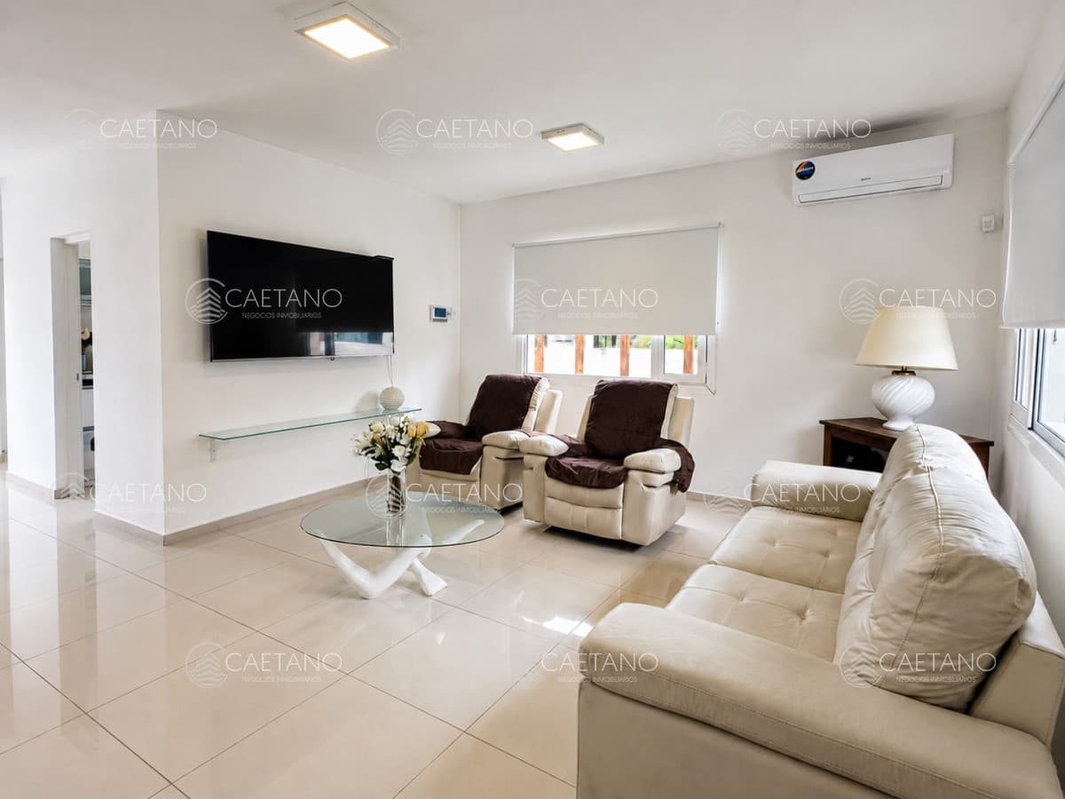 Casa 4 dormitorios alquiler anual Pinares — foto 2