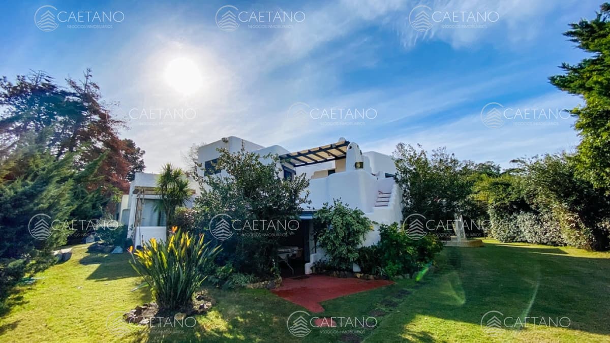 Casa 3 DORMITORIOS en Solana, Punta Ballena