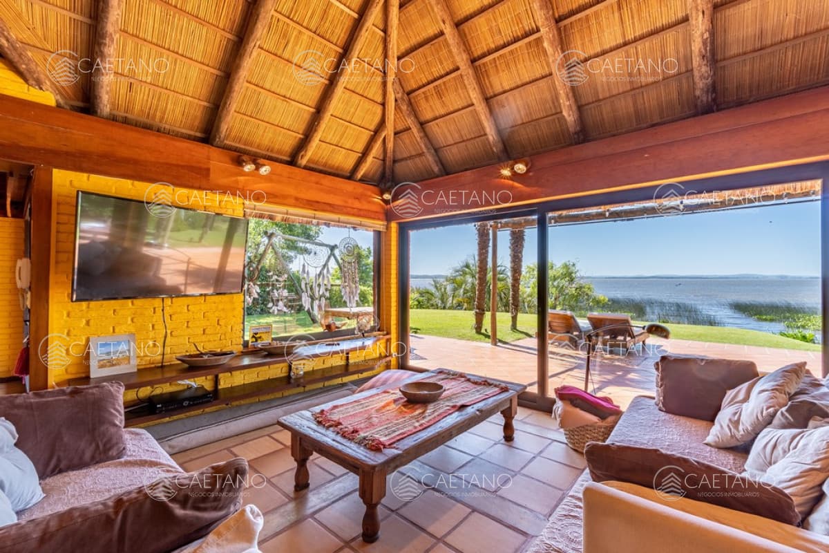 Casa 4 DORMITORIOS en Laguna del Sauce , Punta Ballena — foto 3