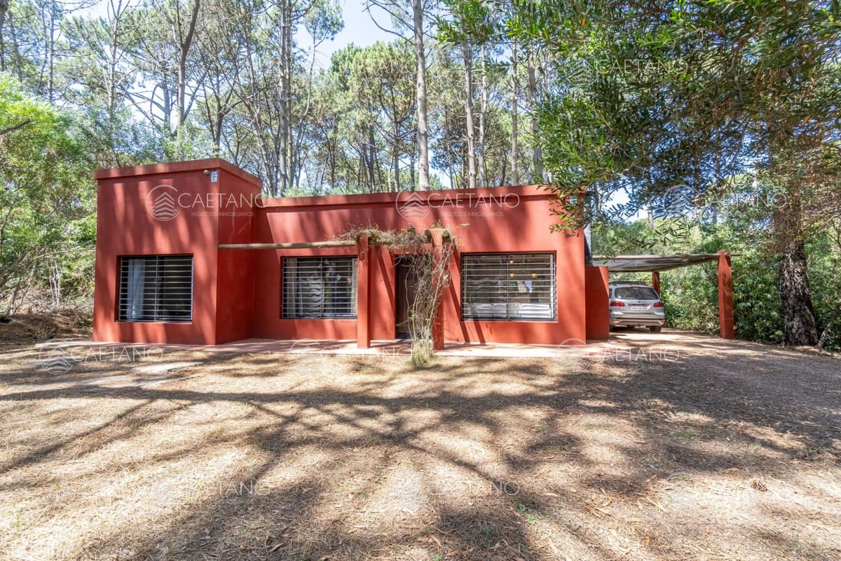 Casa de 2 dormitorios en Club del Lago, Punta Ballena