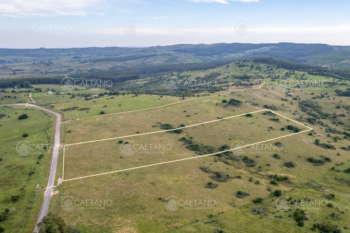 Chacra cerca de Pueblo Edén — foto 2