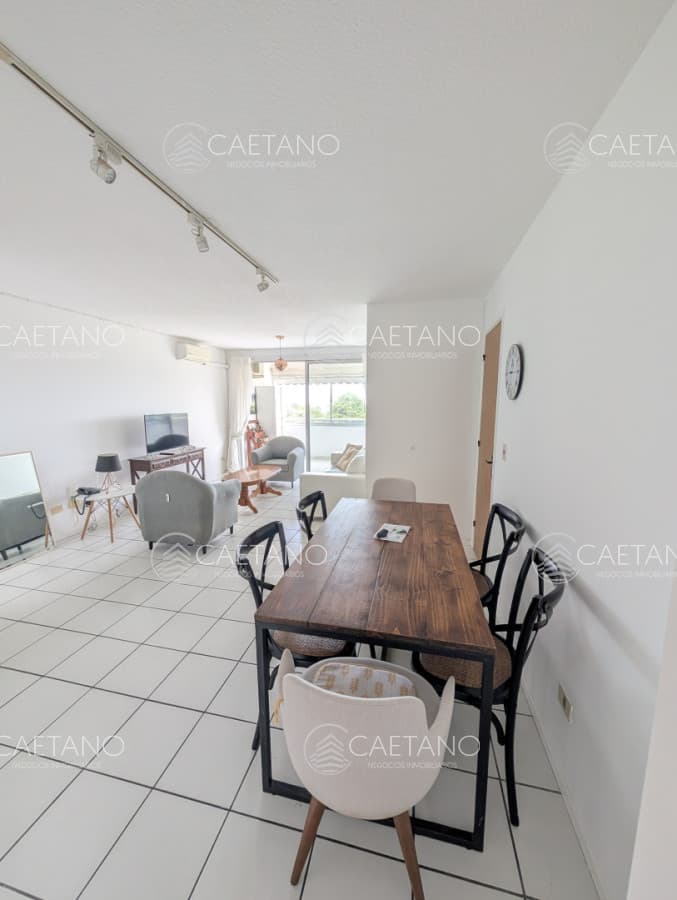 Apartamento en venta de 3 dormitorios en Punta del Este — foto 2