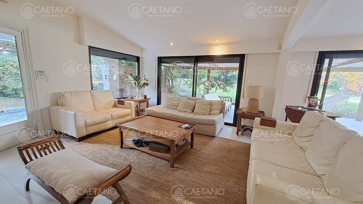 Casa En Alquiler de Temporada - Zona Mansa Ref. 6016 — foto 3