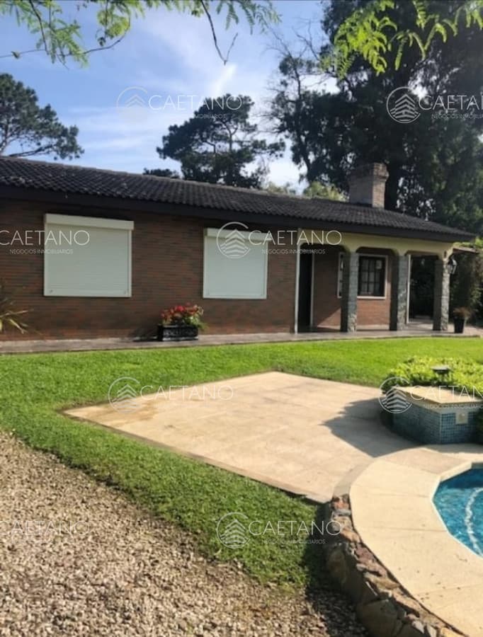 Casa en alquiler de 3 dormitorios en Punta del Este