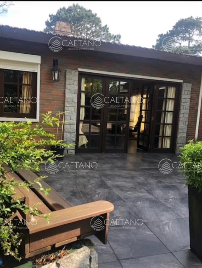 Casa en alquiler de 3 dormitorios en Punta del Este — foto 2