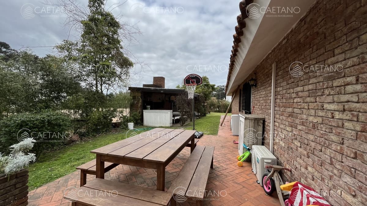 CASA ALQUILER VERANO 4 DORMITORIOS 3 BAÑOS  PISCINA CLIMATIZADA PUNTA DEL ESTE — foto 3