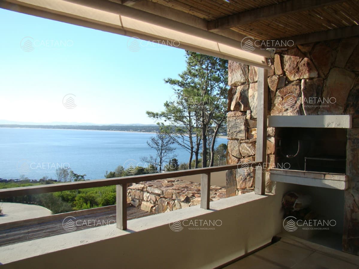 Hermosa vista al mar con parrillero propio
