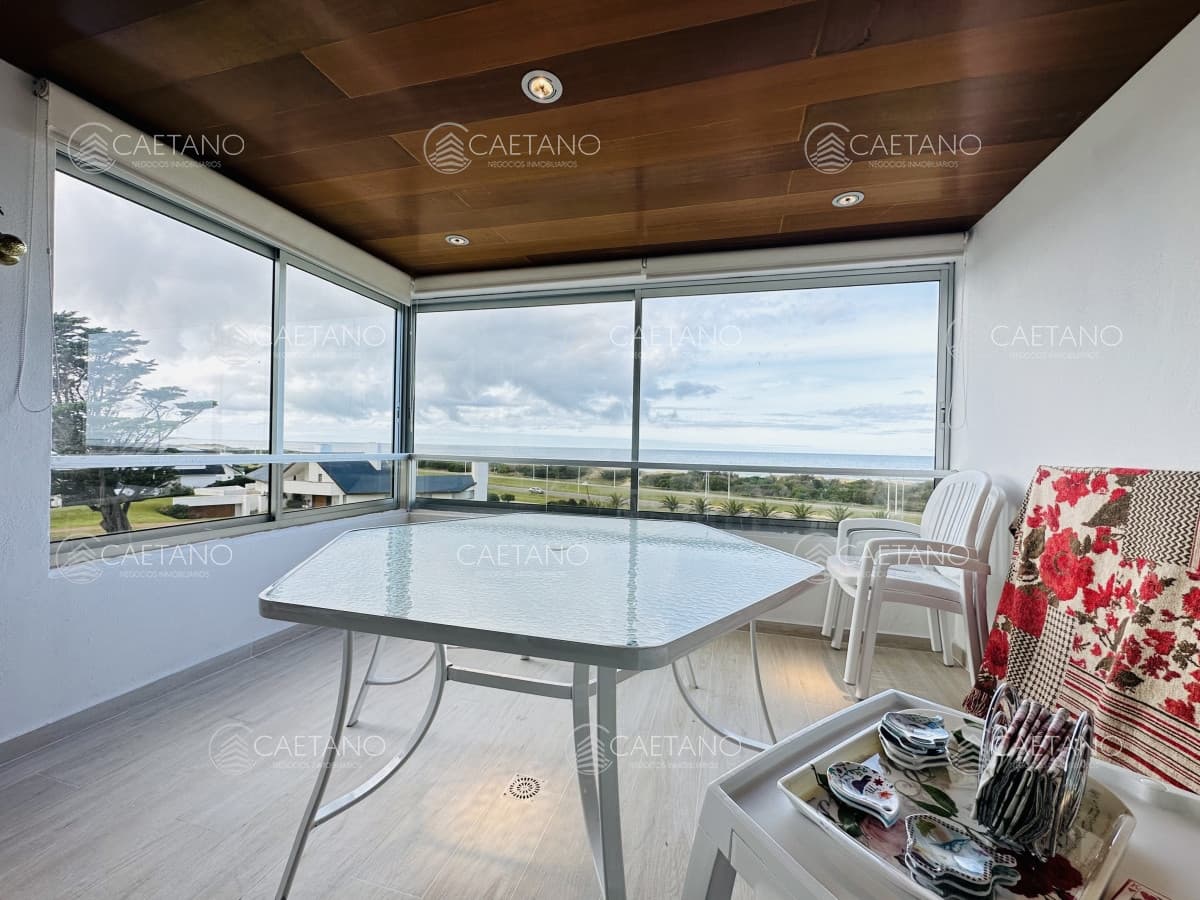 Venta de apartamento de 4 dormitorios en Punta de Este