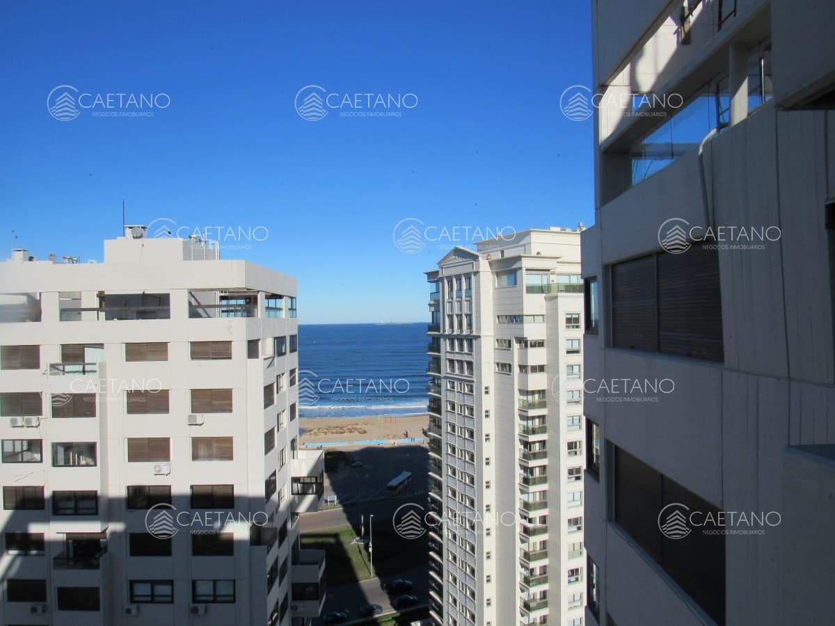 Venta y alquiler de apartamento de 3 dormitorios en Punta del Este — foto 3
