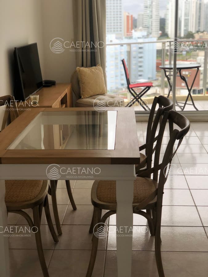 Venta y alquiler de apartamento de un dormitorio y medio en Punta del Este — foto 3