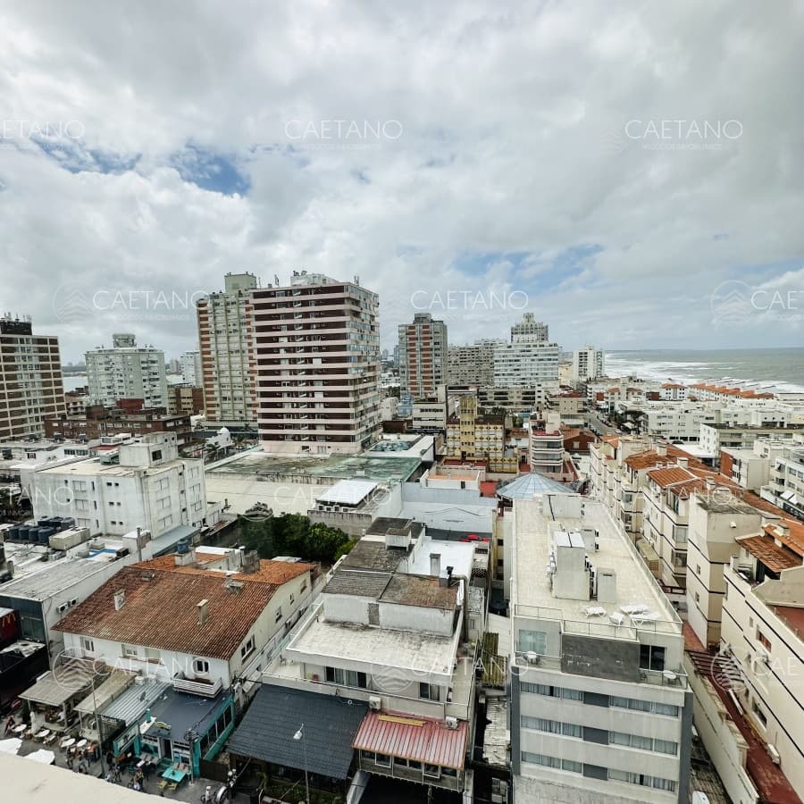 Venta y alquiler de apartamento de 3 dormitorios en Punta del Este — foto 3