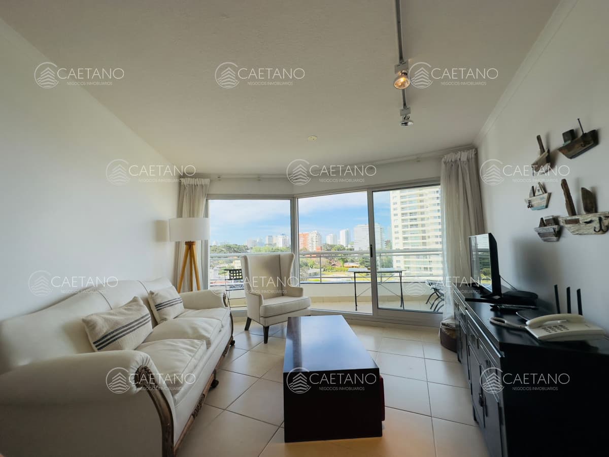 Venta y alquiler de apartamento de dos dormitorios en Punta del Este — foto 2