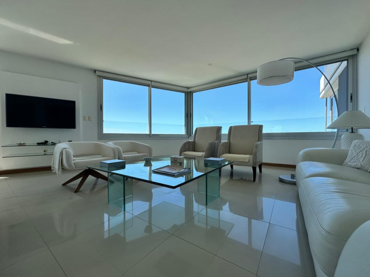 venta y alquiler Apartamento en primera línea Brava