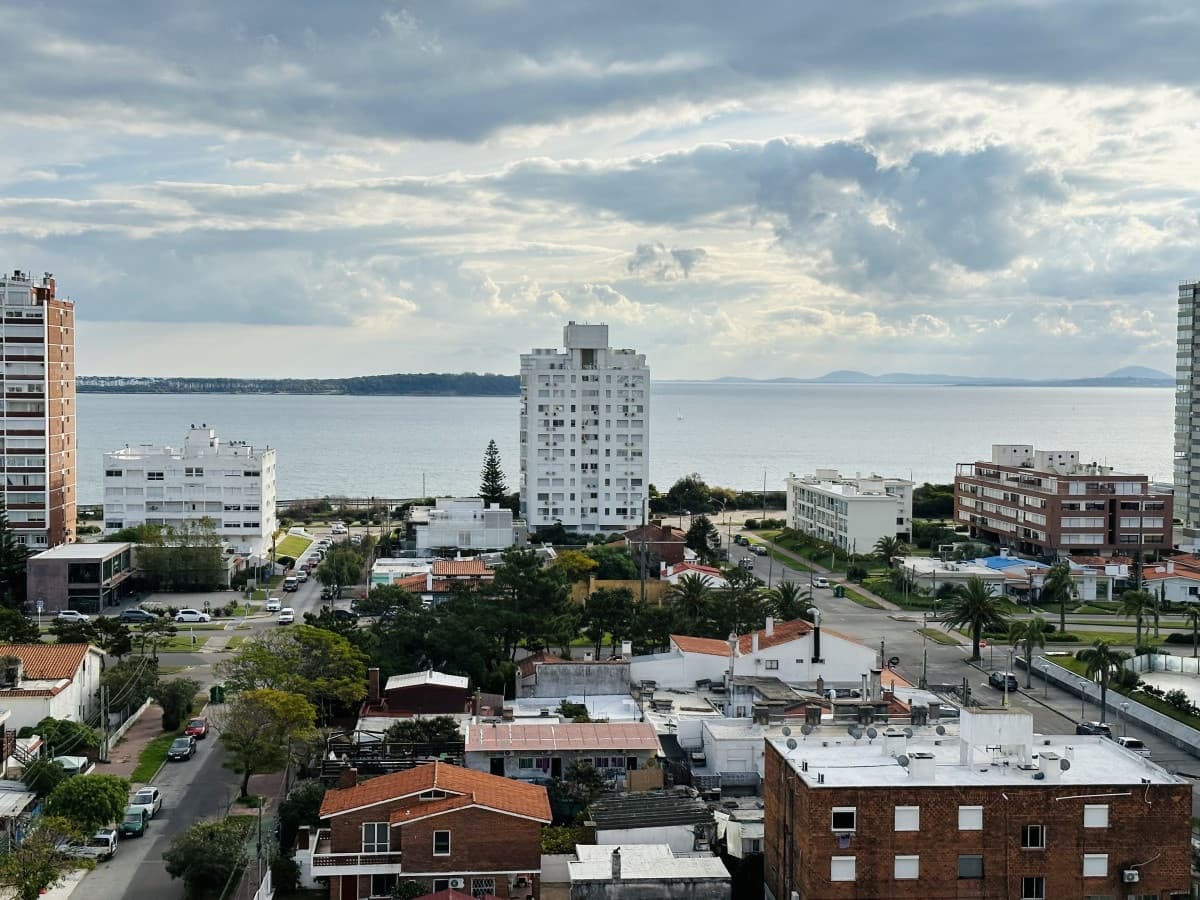 Apartamento en venta  de dos dormitorios en Punta del Este