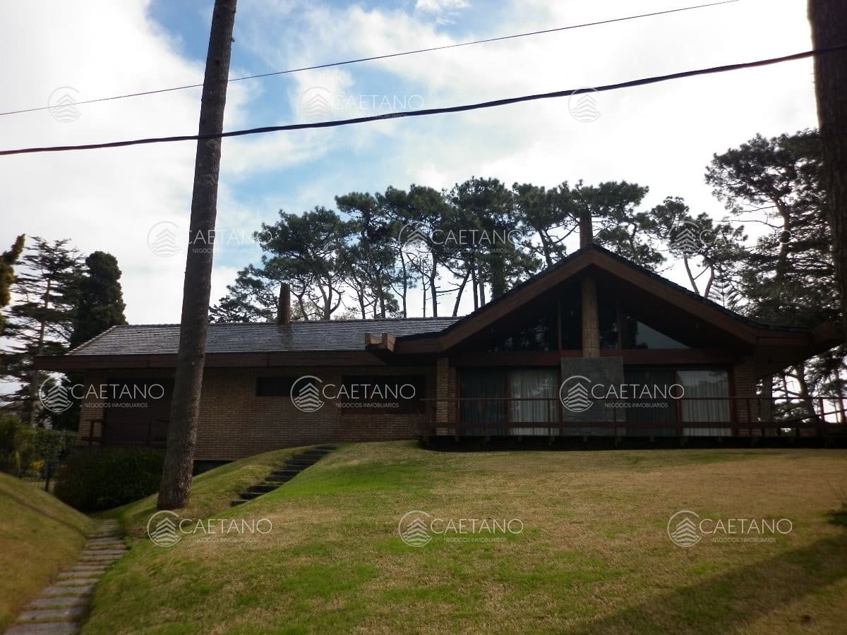 Venta de espectacular casa de 5 dormitorios en Punta del Este — foto 2