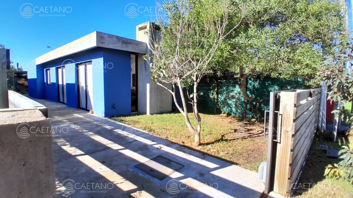 Alquiler y venta de  casa  en Balneario Buenos Aires