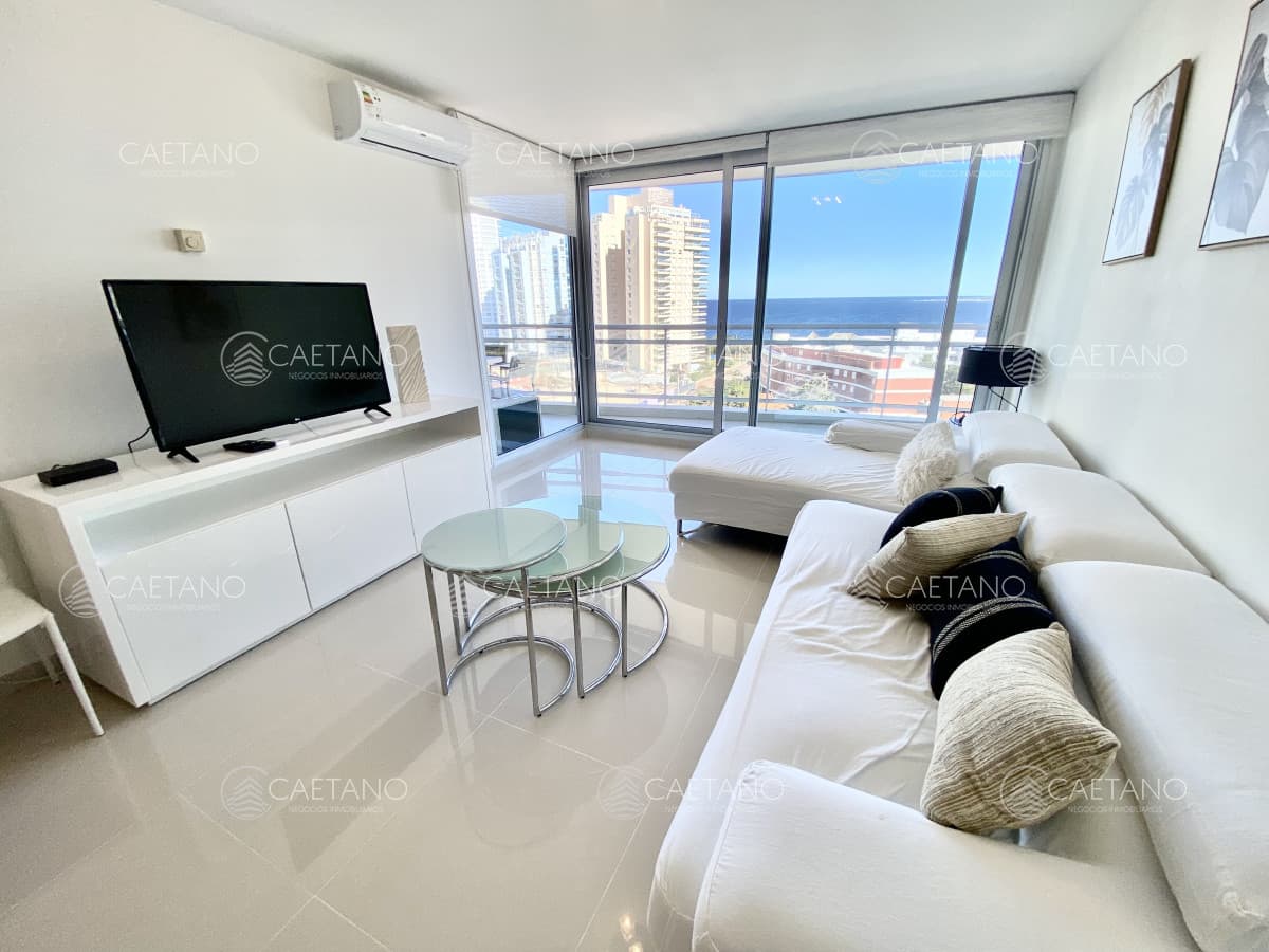 Apartamento alquiler temporario en Playa Mansa 2 dormitorios SUNRISE TOWER