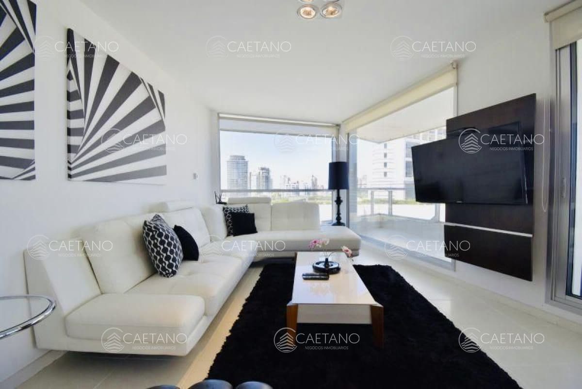 Apartamento en alquiler temporario Playa Mansa 3 dormitorios