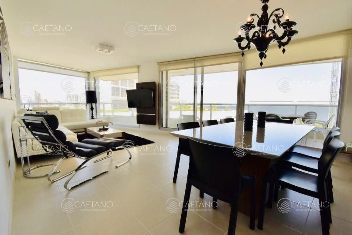 Apartamento en alquiler temporario Playa Mansa 3 dormitorios — foto 3