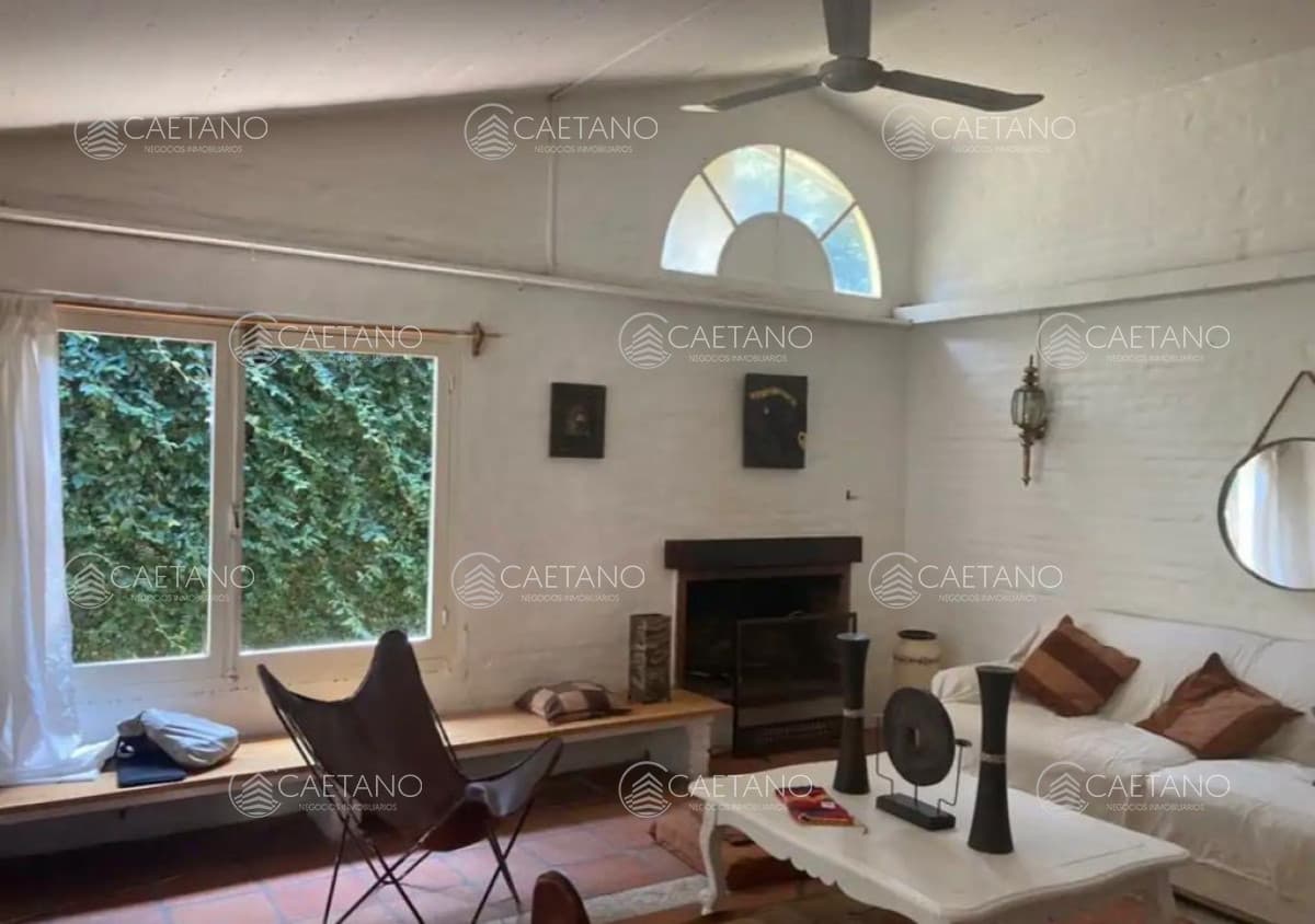 Casa a la venta en Pinares de 4 dormitorios