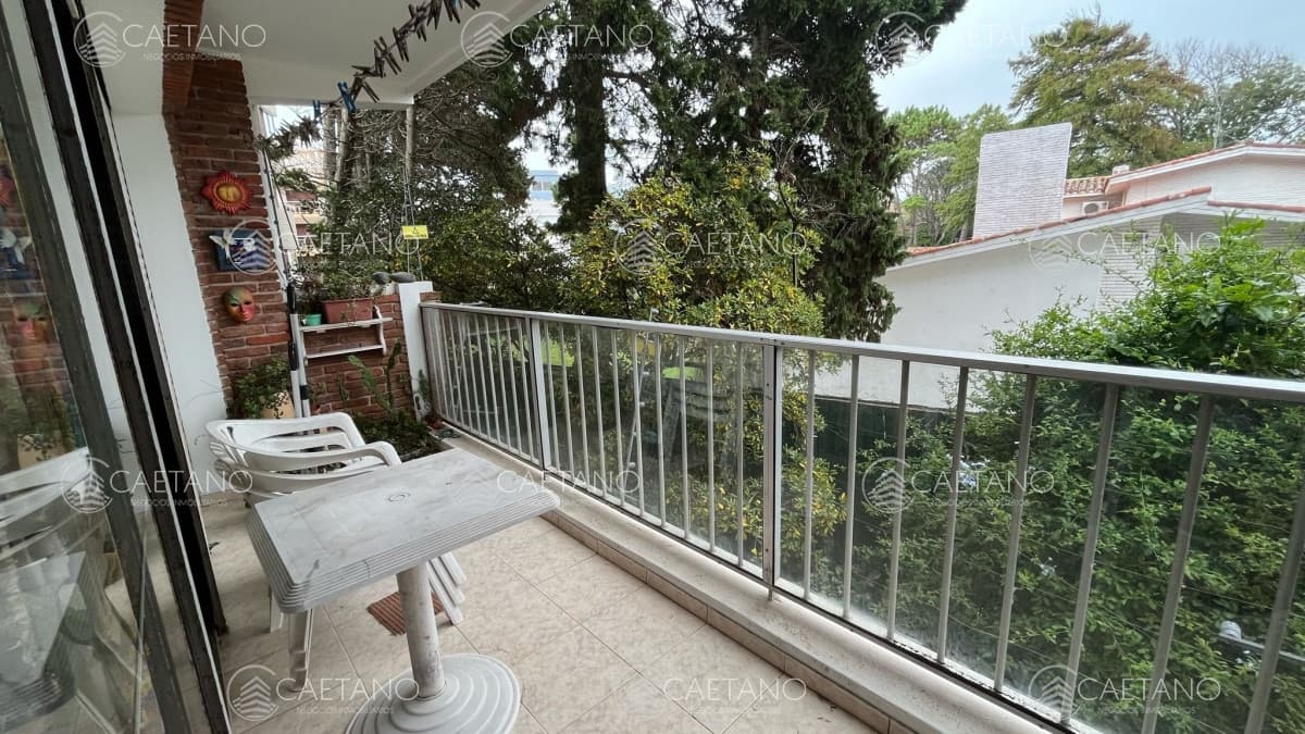 VENTA Apto de un dormitorio en playa mansa