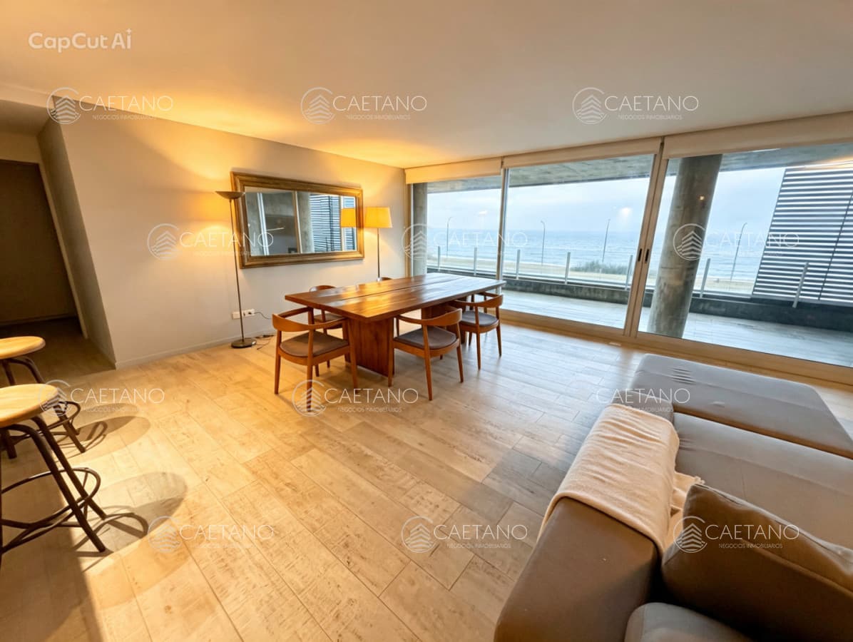 Venta apartamento 3 dormitorios. Playa mansa, Punta del Este