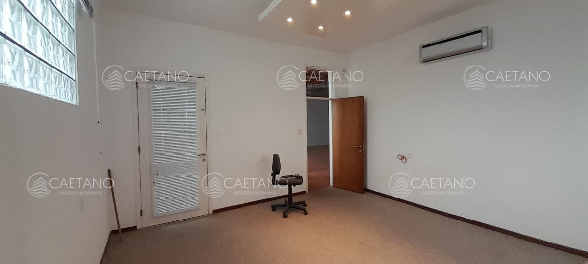 Alquiler Depósito de 704 m2 Zona Shopping, Punta del Este — foto 3