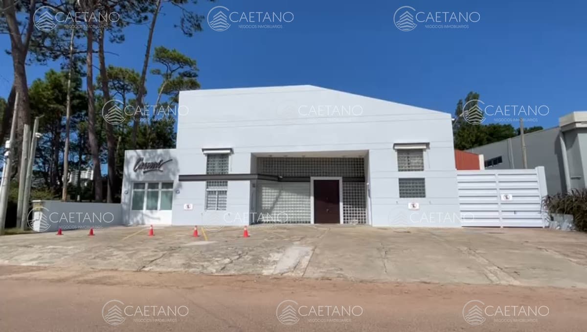 Alquiler Depósito de 704 m2 Zona Shopping, Punta del Este — foto 2