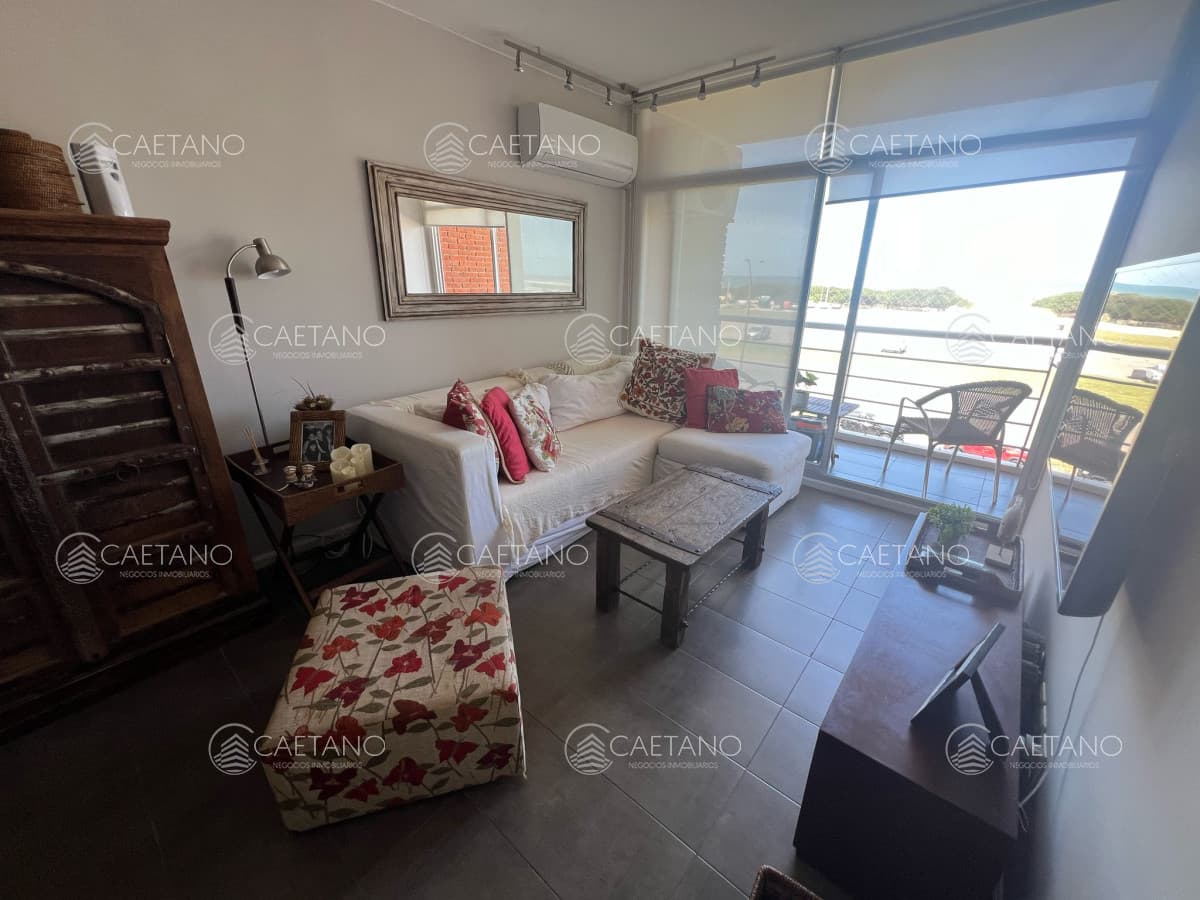 Apartamento frente al mar 2 dormitorios Parada 1
