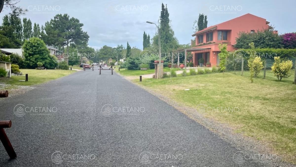 Venta de Casa Nueva en Bo. Privado — foto 2
