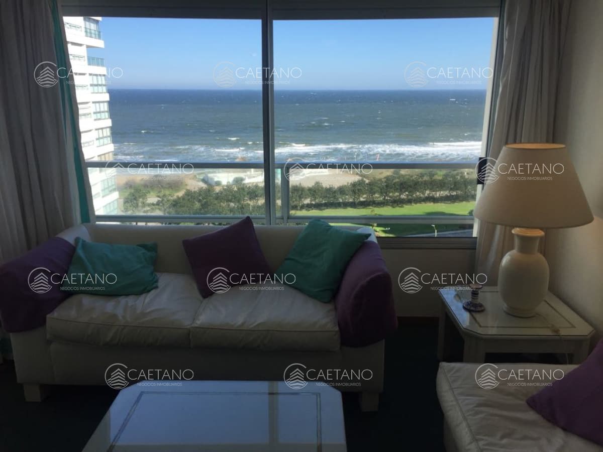 Apartamento de 2 dormitorios y medio 2 baños — foto 2