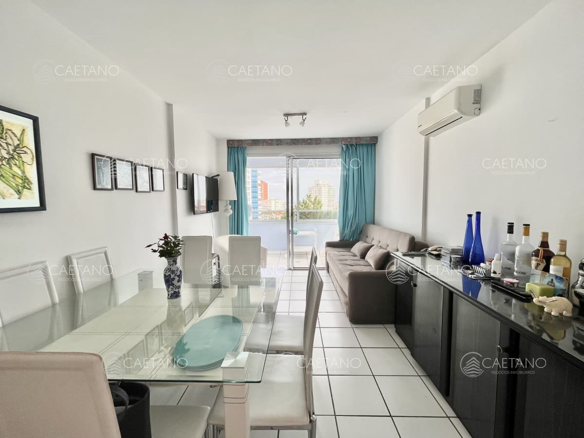 Departamento en venta en Av. Chiverta