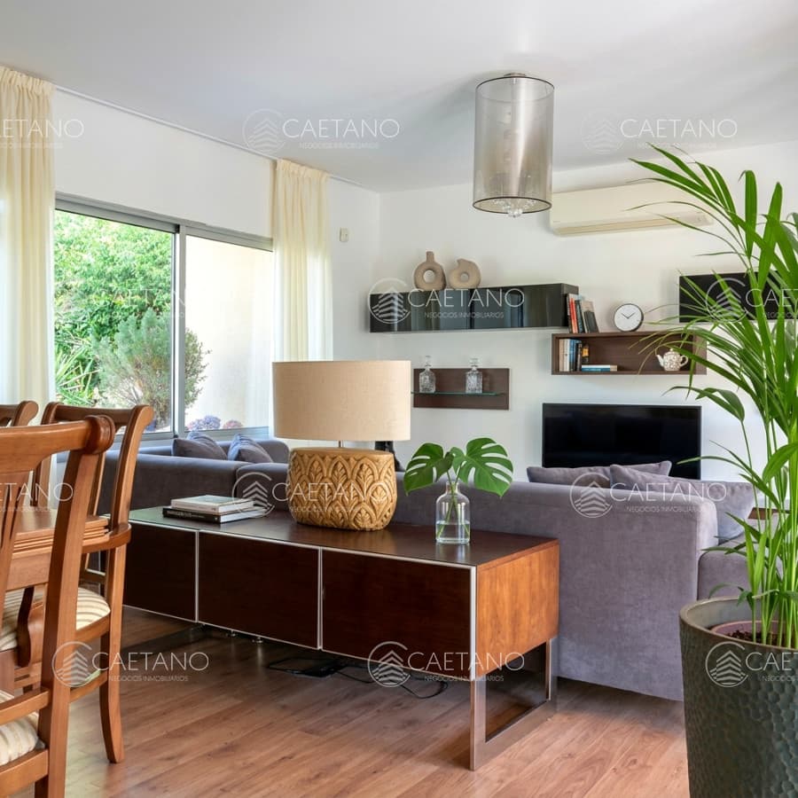 Casa moderna de 3 dormitorios estilo minimalista cercana al mar Playa Mansa Punta del Este — foto 3