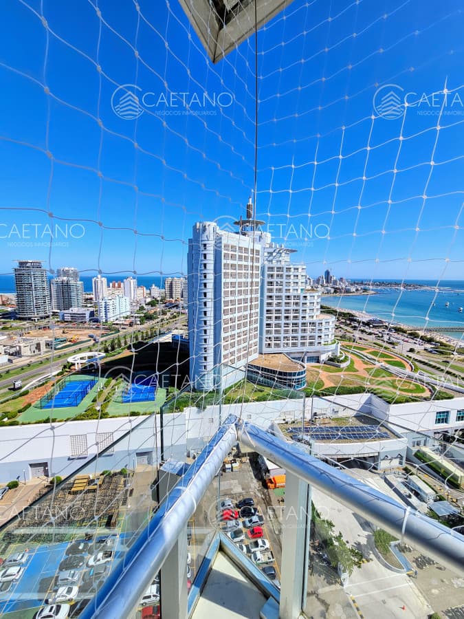 Venta apartamento 3 dormitorios. Playa mansa, Punta del Este. — foto 3