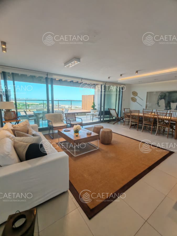 Venta apartamento 2 dormitorios, Punta ballena.