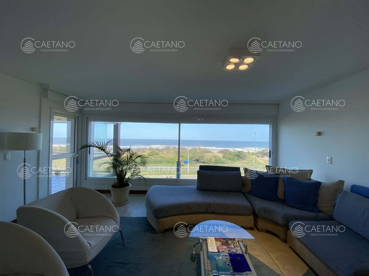 Venta de Penthouse primera línea Playa Brava, Punta del Este — foto 2