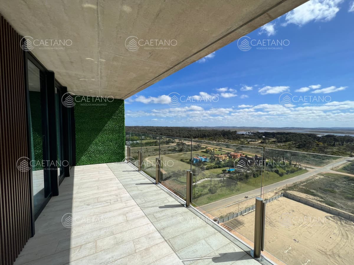 APARTAMENTO EN EDIFICIO NUEVO SOBRE LA BRAVA