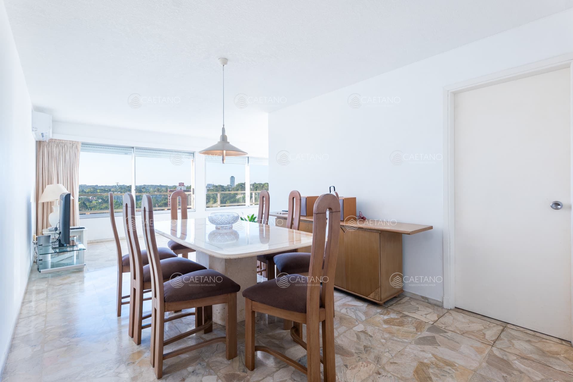 SE VENDE DEPARTAMENTO PRIMERA LINEA MANSA - 2 DORM Y MEDIO - RECICLADO - TORRE WASHINGTON - COMPLEJO LINCOLN CENTER — foto 2
