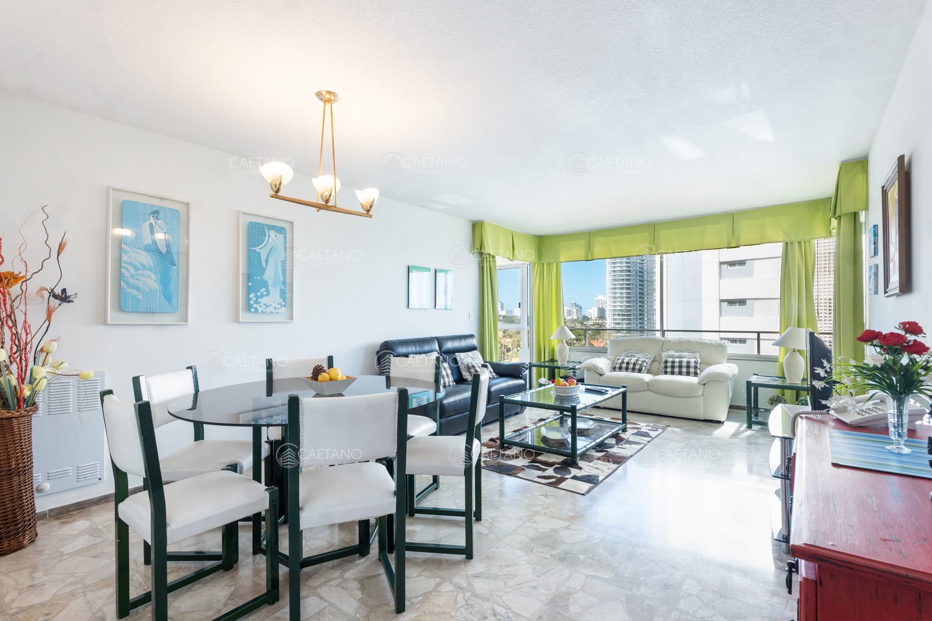 VENTA APARTAMENTO 2 DORMITORIOS + DEPENDENCIA - VISTA AL MAR - EDIFICIO TUNQUELEN - PLAYA MANSA — foto 2