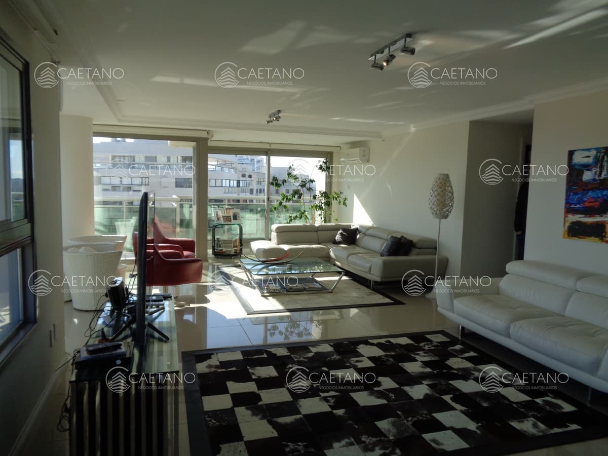 PENT HOUSE EN TORRE IMPERIAL DE PUNTA DEL ESTE VENTA Y ALQUILER — foto 3