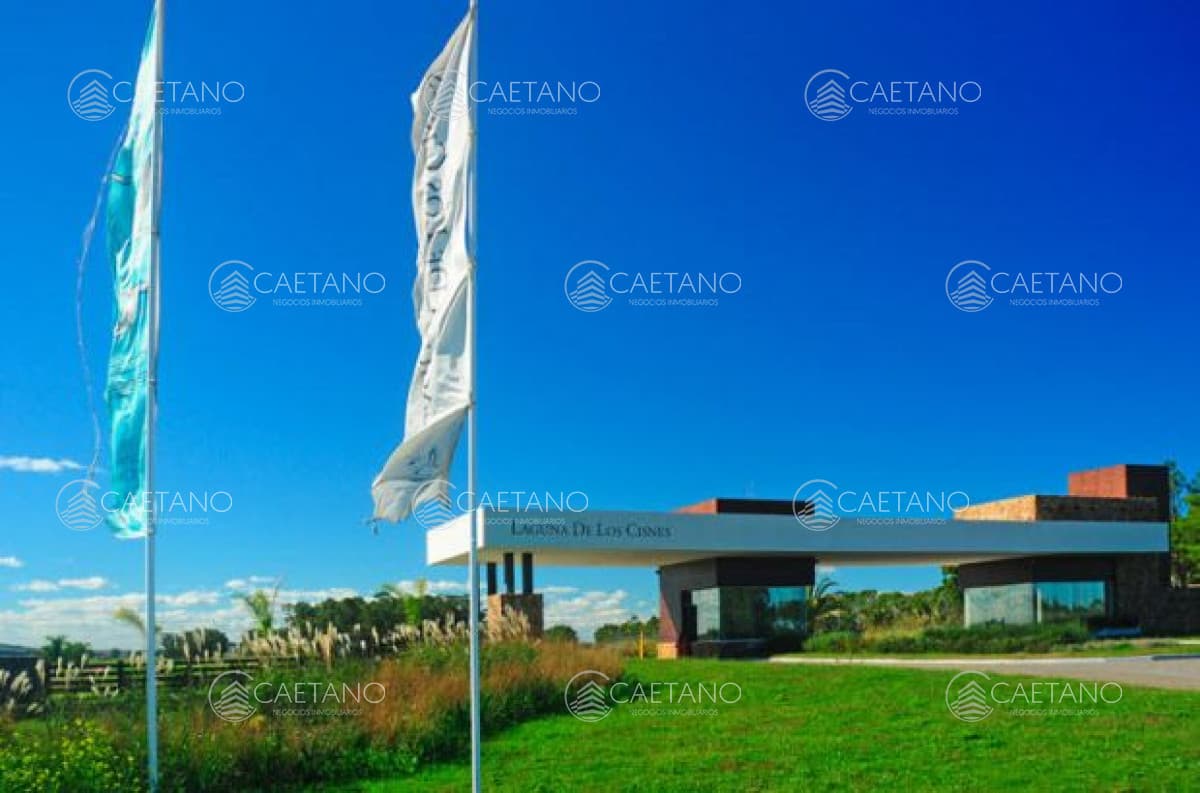 50 metros de costa, acepta financiacion sin interes, venta, chacra, Punta del Este, Uruguay, LAGUNA DE LOS CISNES — foto 2