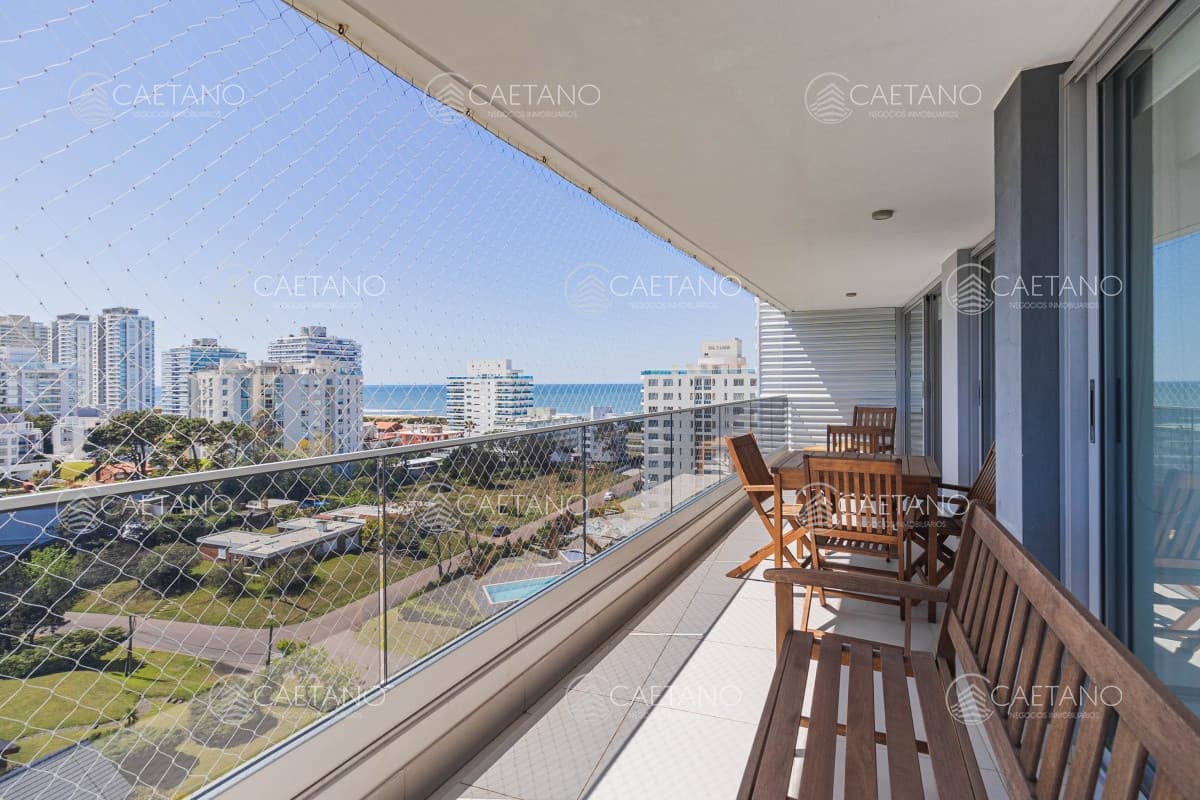 TORRE ESMERALDA - SUPER EQUIPADO - PISO ALTO VISTA DESPEJADA - AMPLIO DEPARTAMENTO — foto 3