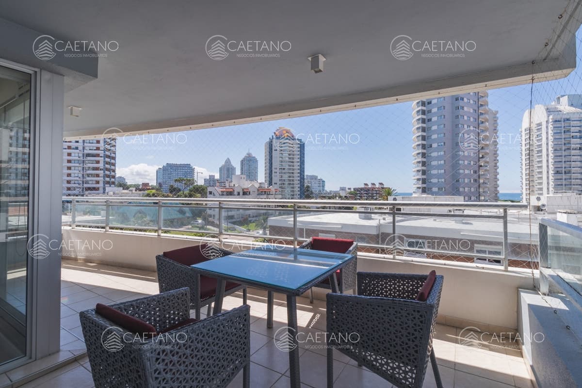 DEPARTAMENTO VENTA PUNTA DEL ESTE FOREST TOWER II