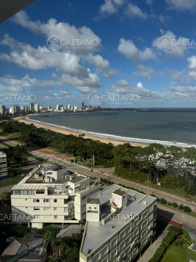 VENTA DEPARTAMENTO 2 DORMITORIOS PLAYA MANSA PUNTA DEL ESTE