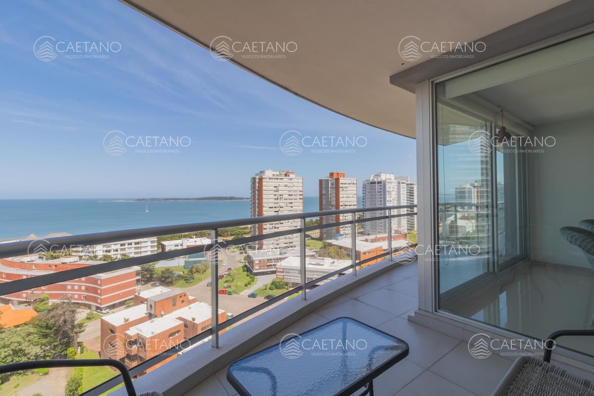 ALQUILER ANUAL DEPARTAMENTO 2 DORMITORIOS EN SUITE + SERVICIO - PUNTA DEL ESTE