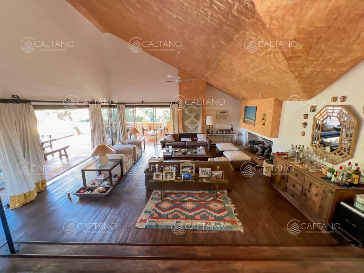 CASA EN VENTA, 7 DORMITORIOS BARRIO GOLF, PUNTA DEL ESTE — foto 2