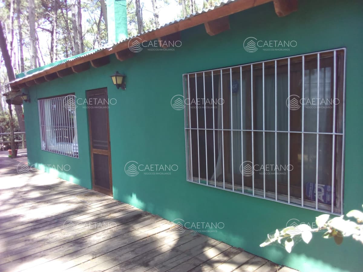 Venta! Casa de excelente construcción, 1 cuadra del mar — foto 3