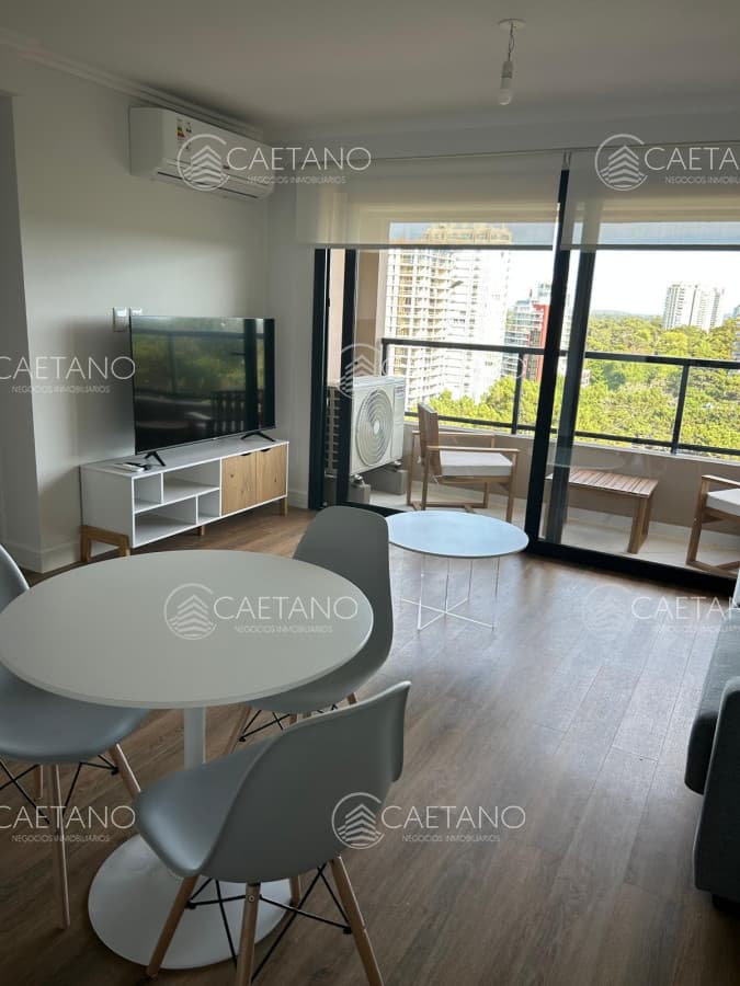Apartamento de 1 dormitorio en alquiler anual — foto 2