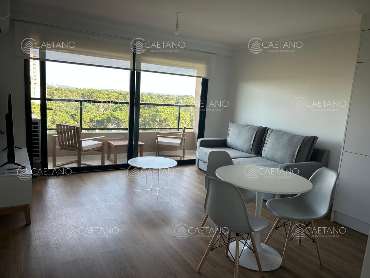 Apartamento de 1 dormitorio en alquiler anual — foto 3